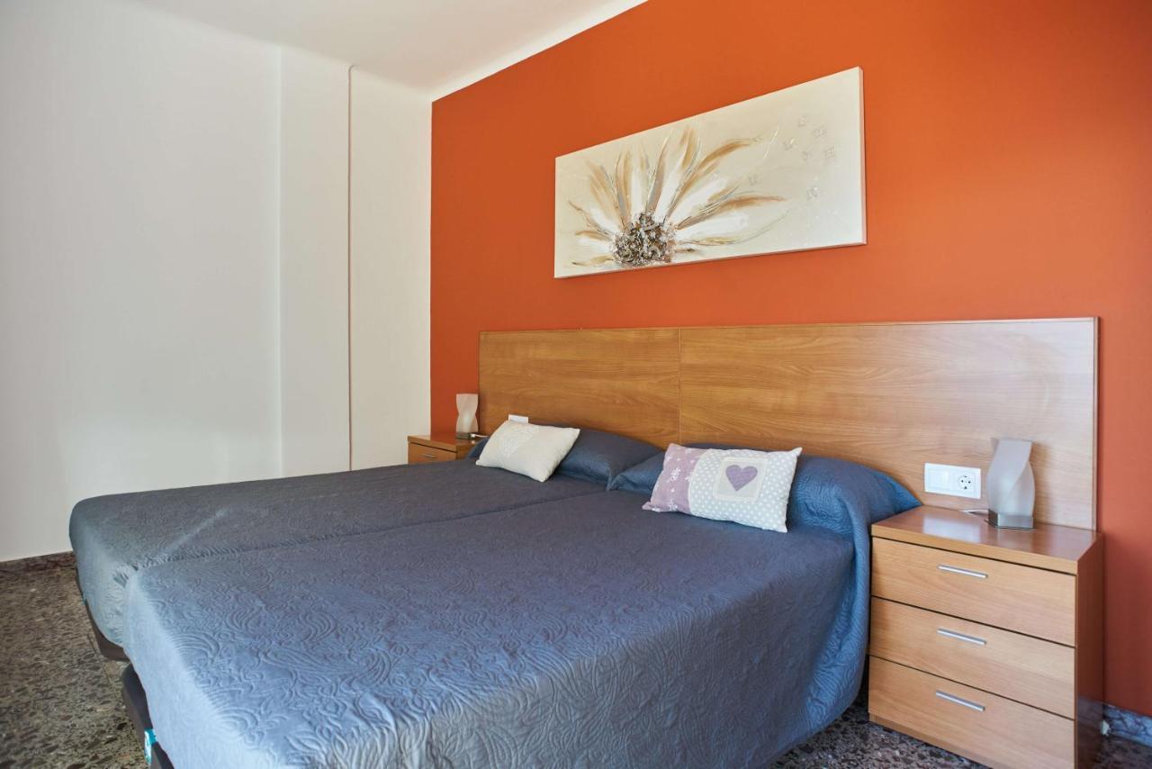 Manresa Apartamentos Turisticos Eksteriør bilde
