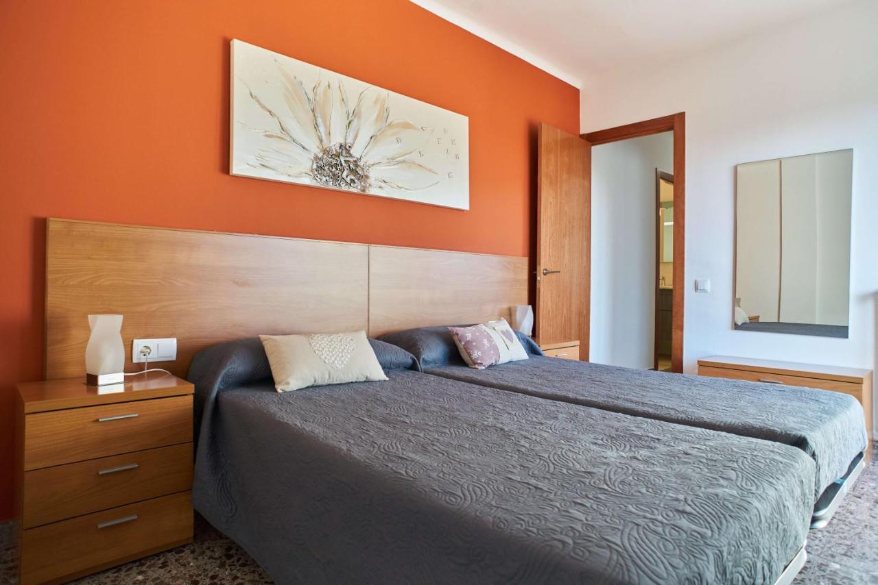 Manresa Apartamentos Turisticos Eksteriør bilde