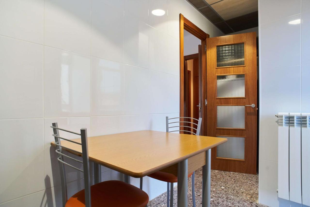 Manresa Apartamentos Turisticos Eksteriør bilde